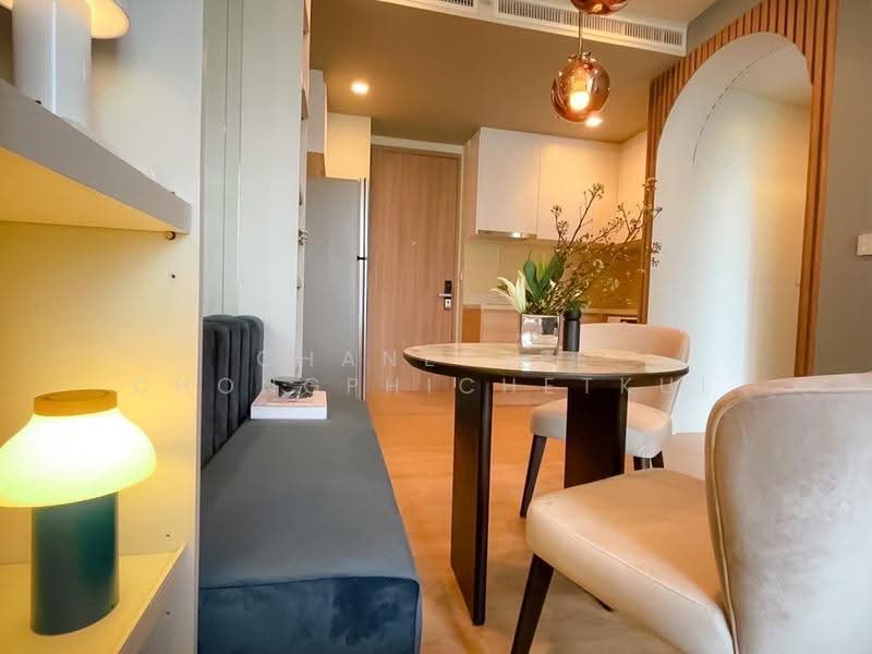 Noble Around Sukhumvit 33, Bangkok, 17 Soi Sukhumvit 33, Khlong Tan Nua, Watthana, Bangkok, 2 Bedrooms, 65 sqm, Condo For Rent, by Chanettee Chongphichetkul, 500648178 - DDproperty.com