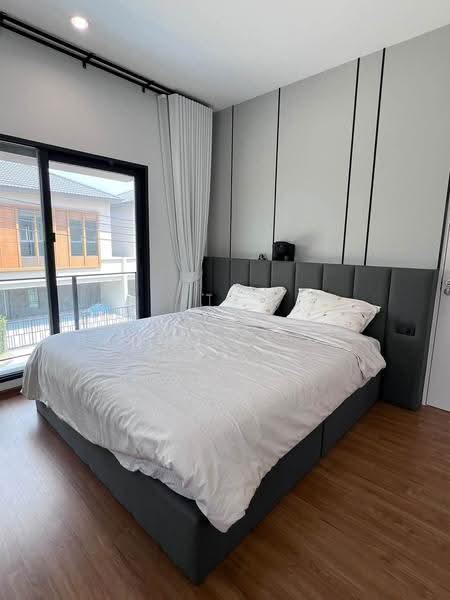 Grande Pleno Krungthep-Kreetha, Bangkok, Thap Chang, Saphan Sung, Bangkok, 4 Bedrooms, 176 sqm, Single Detached House For Rent, by NTG Property House Co.,Ltd., 500648181 - DDproperty.com