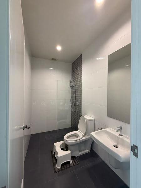 The Canvas Sukhumvit-Samrong, Samut Prakan, Thang Rotfai Sai Kao Paknam Road, Sam Rong, Phra Pra Daeng, Samut Prakan, 3 Bedrooms, 160 sqm, Townhouse For Sale, by Home4Sale, 500648194 - DDproperty.com