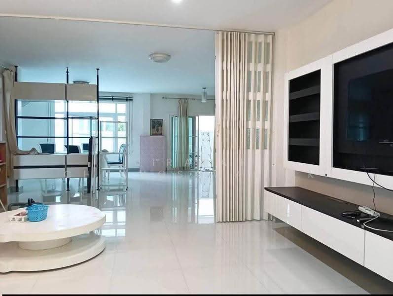 3 BR house, Chon Buri (Pattaya), Saen Suk, Muang Chon Buri, Chon Buri (Pattaya), 3 Bedrooms, 204 sqm, Single Detached House For Rent, by Jirapat Chuangsawadsak, 500648245 - DDproperty.com