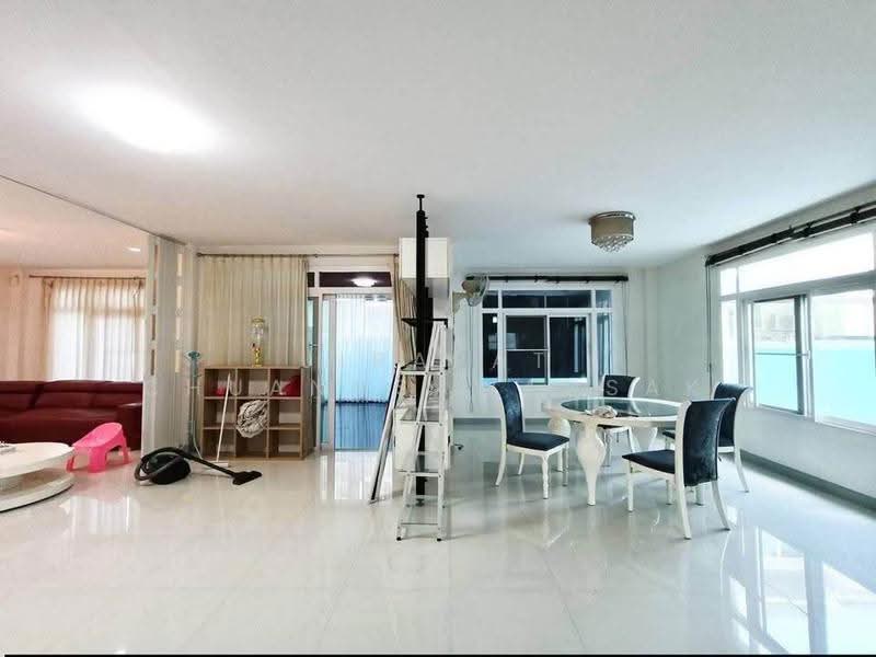 3 BR house, Chon Buri (Pattaya), Saen Suk, Muang Chon Buri, Chon Buri (Pattaya), 3 Bedrooms, 204 sqm, Single Detached House For Rent, by Jirapat Chuangsawadsak, 500648245 - DDproperty.com
