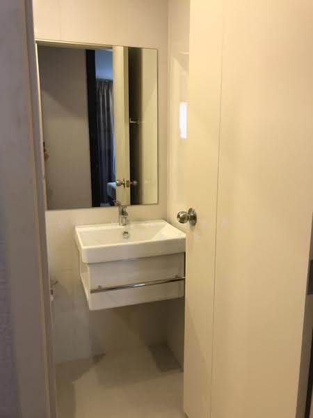 Life Asoke, Bangkok, Asoke-Dindang Road, Bang Kapi, Huai Khwang, Bangkok, 1 Bedroom, 30 sqm, Condo For Sale, by Shinyu Real Estate, 500648282 - DDproperty.com