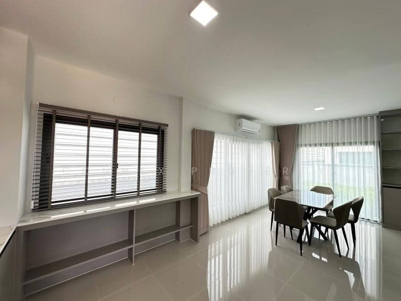 Baan Klang Muang The Edition Srinakarin - Suanluang, Bangkok, คู่ขนานกาญจนาภิเษก, Dok Mai, Prawet, Bangkok, 3 Bedrooms, 161 sqm, Single Detached House For Rent, by Connex Property, 500648299 - DDproperty.com