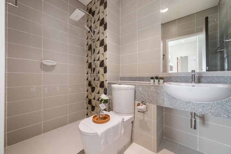 Intro Phaholyothin-Pradipat, Bangkok, Pradipat, Samsen Nai, Phaya Thai, Bangkok, 2 Bedrooms, 55 sqm, Condo For Sale, by ณัฐจีรา กุลสิริภิวัฒน์, 500648330 - DDproperty.com