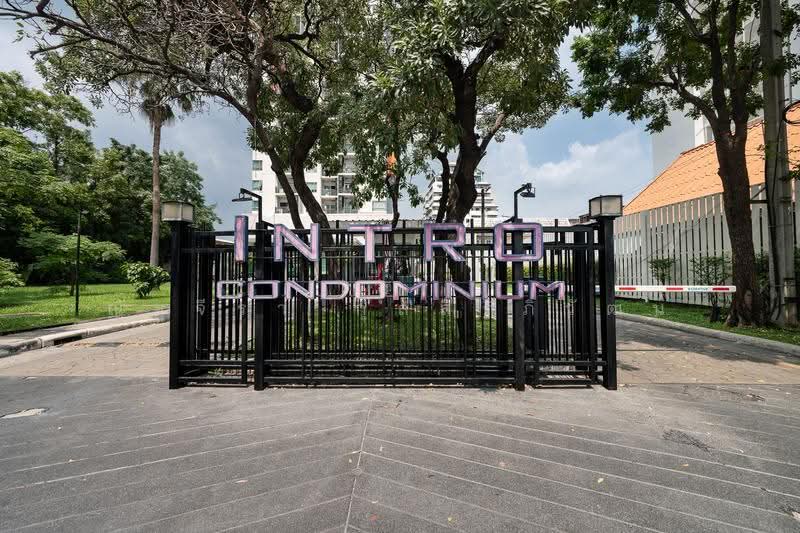 Intro Phaholyothin-Pradipat, Bangkok, Pradipat, Samsen Nai, Phaya Thai, Bangkok, 2 Bedrooms, 55 sqm, Condo For Sale, by ณัฐจีรา กุลสิริภิวัฒน์, 500648330 - DDproperty.com
