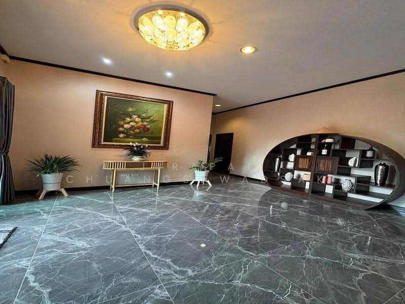3-BR House, Chon Buri (Pattaya), Nong Pru, Bang Lamung (Pattaya), Chon Buri (Pattaya), 3 Bedrooms, 320 sqm, Single Detached House For Rent, by Jirapat Chuangsawadsak, 500648364 - DDproperty.com