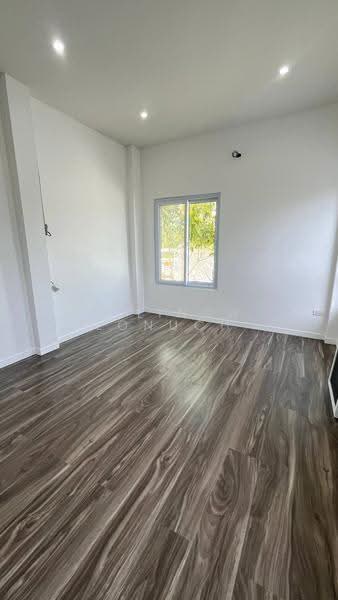 3 BR house, Prachuap Khiri Khan, Hua Hin, Prachuap Khiri Khan, 3 Bedrooms, 120 sqm, Single Detached House For Sale, by Melinda Lonuch, 500648394 - DDproperty.com