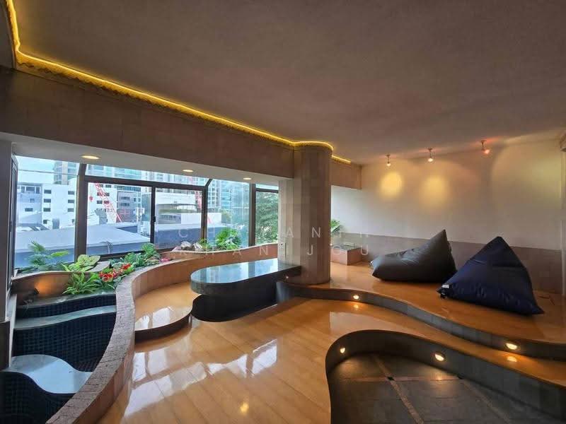 Sithakarn Condominium, Bangkok, 19 22 Chit Lom Alley, Lumphini, Pathum Wan, Bangkok, Studio, 245 sqm, Condo For Rent, by Chayanin Khanijou, 500648431 - DDproperty.com