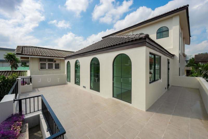 Casa Amalfi Ratchadaphisek 64, Bangkok, Wong Sawang, Bang Sue, Bangkok, 4 Bedrooms, 465 sqm, Single Detached House For Sale, by Jutarat Jitmun, 500648438 - DDproperty.com