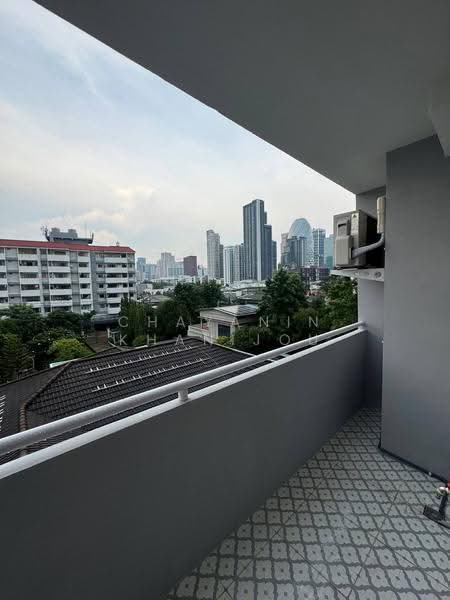 Phasuk Place, Bangkok, 1 Soi Aree Samphan, Samsen Nai, Phaya Thai, Bangkok, 2 Bedrooms, 74 sqm, Condo For Sale, by Chayanin Khanijou, 500648479 - DDproperty.com