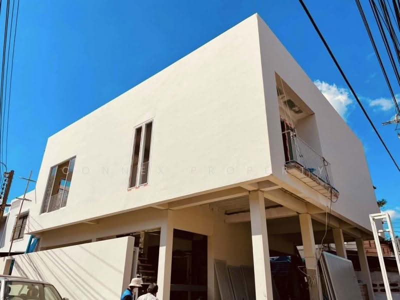 Corner single-house, 40 sq. wah, just 700 meters from Suthisan MRT, Bangkok, -, Huai Khwang, Bangkok, 3 Bedrooms, 160 sqm, Single Detached House For Rent, by Connex Property, 500648516 - DDproperty.com