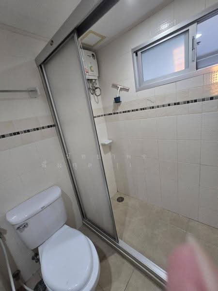 Lumpini Ville Ramkhamhaeng 44, Bangkok, Ramkamhang Road, Hua Mak, Bang Kapi, Bangkok, Studio, 31 sqm, Condo For Rent, by Nattayaporn Peumkul (Benz), 500648537 - DDproperty.com