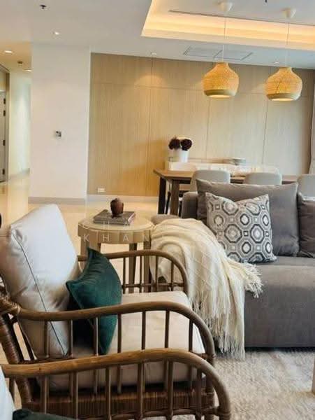 Royal Residence Park, Bangkok, 99 Royal Resident Park Lumphini, Lumphini, Pathum Wan, Bangkok, 3 Bedrooms, 230 sqm, Apartment For Rent, by Chayanin Khanijou, 500648548 - DDproperty.com