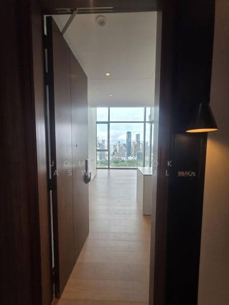 Dusit Central Park (Residences), Bangkok, 946 Rama 4 Road, Silom, Bang Rak, Bangkok, 2 Bedrooms, 116 sqm, Condo For Sale, by Jomchanok Aswavibul, 500648589 - DDproperty.com