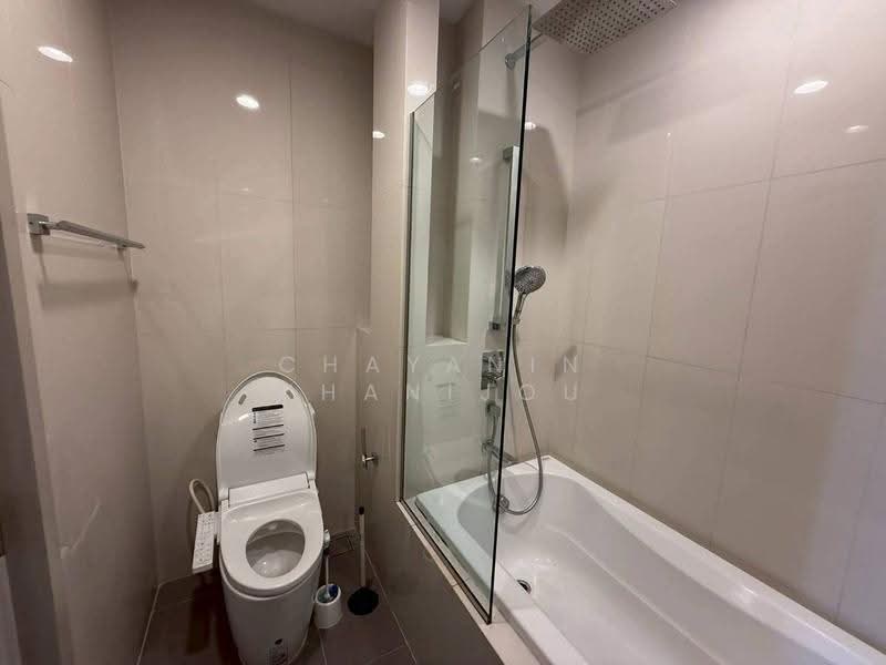 Oka Haus Sukhumvit 36, Bangkok, 3399 Rama 4 Road, Khong Tan, Khlong Toei, Bangkok, 1 Bedroom, 35 sqm, Condo For Rent, by Chayanin Khanijou, 500648635 - DDproperty.com