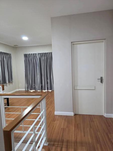 Mantana Lake Watcharapol, Bangkok, Sukhaphiban 5 Road, O-Ngoen, Sai Mai, Bangkok, 3 Bedrooms, 240 sqm, Single Detached House For Rent, by NTG Property House Co.,Ltd., 500648676 - DDproperty.com