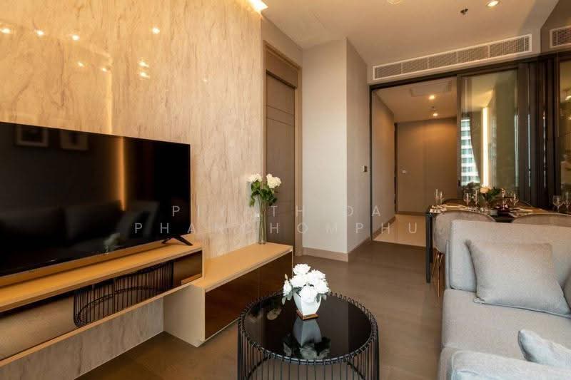 The Esse at Singha Complex, Bangkok, 1788 New Petchaburi Rd, Khlongtoei Nua, Watthana, Bangkok, 1 Bedroom, 48 sqm, Condo For Rent, by Piyathida Phanchomphu, 500648714 - DDproperty.com
