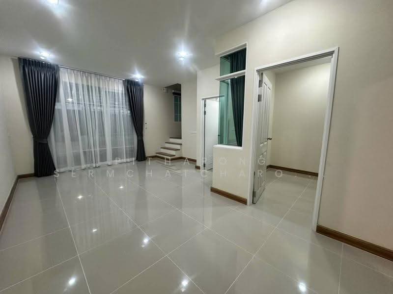 Golden Town Vibhavadi - Rangsit : โกลเด้น ทาวน์ วิภาวดี - รังสิต, ปทุมธานี, ถนนพหลโยธิน, คลองหนึ่ง, คลองหลวง, ปทุมธานี, 120 ตร.ม., ทาวน์เฮ้าส์ ให้เช่า, โดย Pithapong Sermchatcharoenkan, 500648795 - DDproperty.com