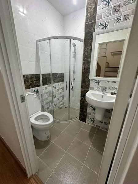 Golden Town Vibhavadi - Rangsit, Pathum Thani, Phaholyothin Road, Khlong Nung, Khlong Luang, Pathum Thani, 4 Bedrooms, 120 sqm, Townhouse For Rent, by Pithapong Sermchatcharoenkan, 500648795 - DDproperty.com