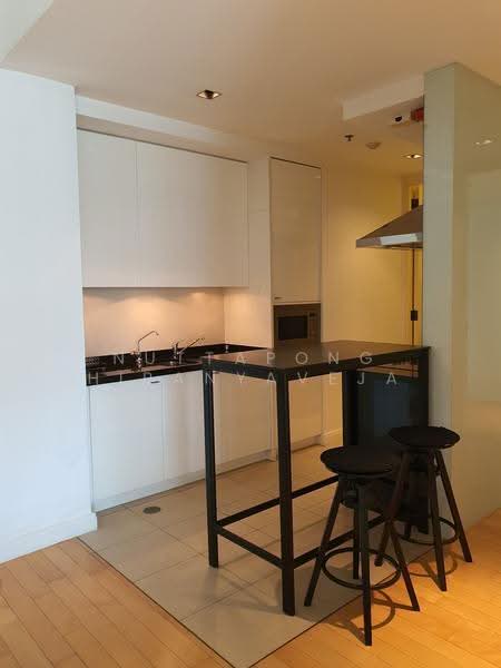 Athenee Residence, Bangkok, 65 Witthayu Road, Lumphini, Pathum Wan, Bangkok, 2 Bedrooms, 120 sqm, Condo For Rent, by Nuttapong Hiranyaveja, 500648821 - DDproperty.com