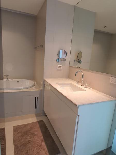 Athenee Residence, Bangkok, 65 Witthayu Road, Lumphini, Pathum Wan, Bangkok, 2 Bedrooms, 120 sqm, Condo For Rent, by Nuttapong Hiranyaveja, 500648821 - DDproperty.com