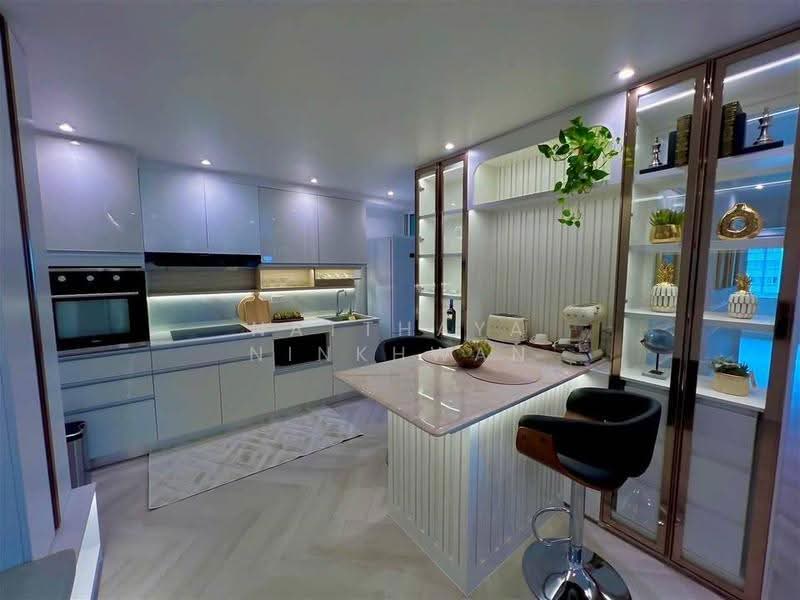 Fortune Condotown 2, Bangkok, 315 Sathu Pradit Road, Chong Nonsi, Yan Nawa, Bangkok, 2 Bedrooms, 86 sqm, Condo For Sale, by Natthaya Ninkhwan, 500648824 - DDproperty.com