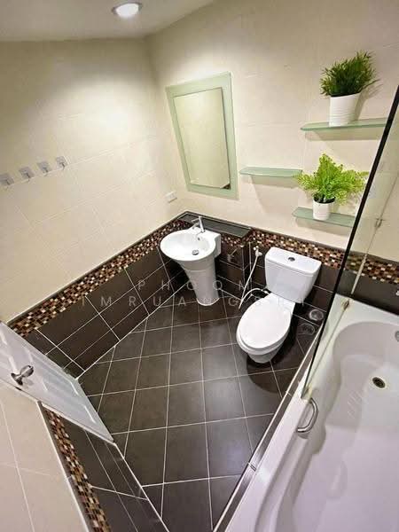 The Waterford Sukhumvit 50, Bangkok, 890 Soi Sukhumvit 50, Phra Kanong, Khlong Toei, Bangkok, 2 Bedrooms, 78 sqm, Condo For Rent, by Phoom Imruangsri, 500648861 - DDproperty.com