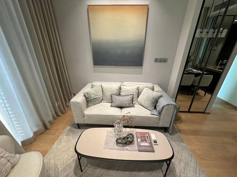 28 Chidlom, Bangkok, 28 Chit Lom Alley, Lumphini, Pathum Wan, Bangkok, 2 Bedrooms, 75 sqm, Condo For Rent, by Piyathida Phanchomphu, 500648863 - DDproperty.com