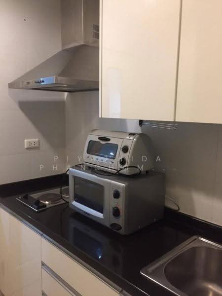 Siri Residence, Bangkok, 21 Soi Sukhumvit 24, Khong Tan, Khlong Toei, Bangkok, 1 Bedroom, 60 sqm, Condo For Rent, by Piyathida Phanchomphu, 500648871 - DDproperty.com