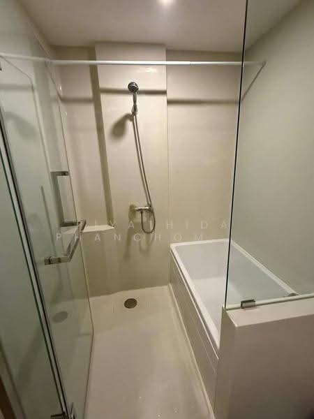 Blossom Condo @ Sathorn-Charoenrat, Bangkok, Charoen Rat Road, Thung Wat Don, Sathon, Bangkok, 2 Bedrooms, 63 sqm, Condo For Rent, by Piyathida Phanchomphu, 500648896 - DDproperty.com