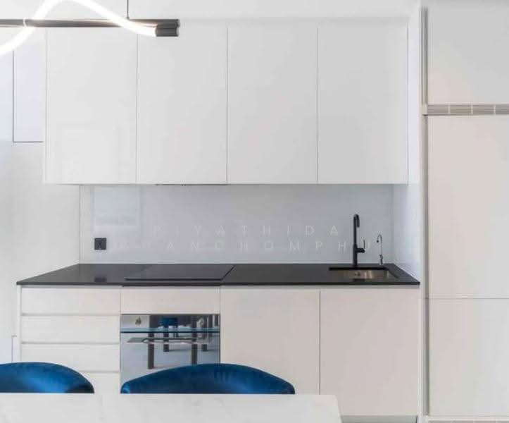 Tait Sathorn 12, Bangkok, Soi Sathorn 12, Sathorn Road, Silom, Bang Rak, Bangkok, 1 Bedroom, 67 sqm, Condo For Rent, by Piyathida Phanchomphu, 500649010 - DDproperty.com