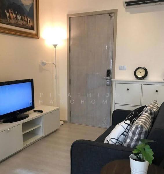 Rhythm Sukhumvit 36-38, Bangkok, 55 Soi Sukhumvit 36, Sukhumvit Road, Phra Kanong, Khlong Toei, Bangkok, 1 Bedroom, 34 sqm, Condo For Rent, by Piyathida Phanchomphu, 500649024 - DDproperty.com