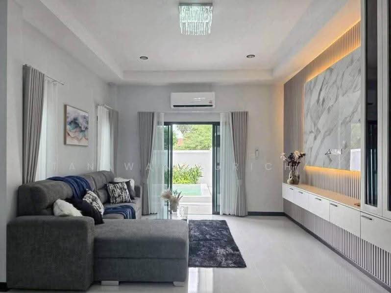 3-BR House, Chon Buri (Pattaya), Huai Yai, Bang Lamung (Pattaya), Chon Buri (Pattaya), 3 Bedrooms, 150 sqm, Single Detached House For Sale, by Tanawan Surichai, 500649294 - DDproperty.com