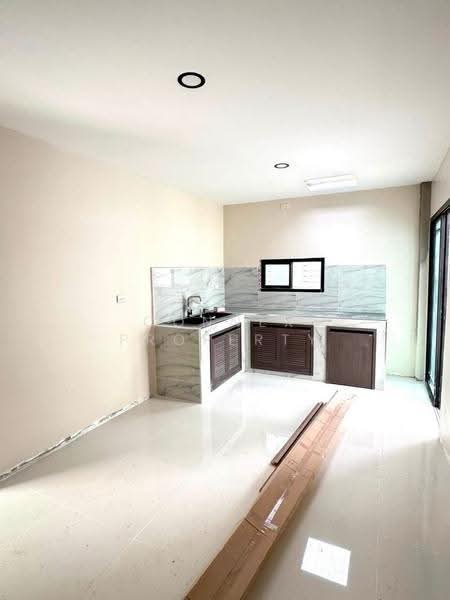 The Emerald Garden 1, Nonthaburi, โยธาธิการ นนทบุรี 2003, Bang Bua Thong, Nonthaburi, 4 Bedrooms, 200 sqm, Single Detached House For Sale, by Connex Property, 500649304 - DDproperty.com