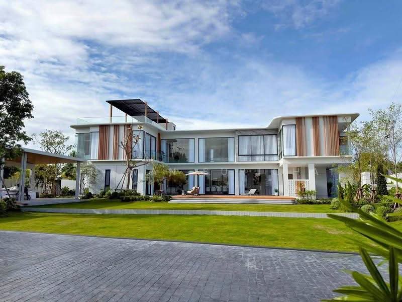 5-BR House, Chon Buri (Pattaya), Poong, Bang Lamung (Pattaya), Chon Buri (Pattaya), 5 Bedrooms, 1,200 sqm, Single Detached House For Sale, by Tanawan Surichai, 500649316 - DDproperty.com