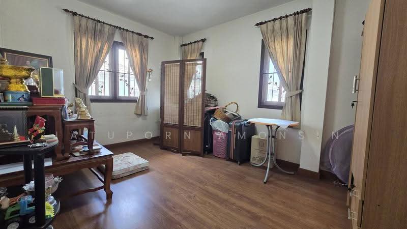 Living Nara Ramkhamhaeng-Suvarnabhumi, Bangkok, Khlong Song Ton Nun, Lat Krabang, Bangkok, 3 Bedrooms, 200 sqm, Single Detached House For Sale, by Jatuporn Amonsin, 500649400 - DDproperty.com