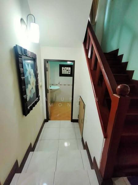 Living Nara Ramkhamhaeng-Suvarnabhumi, Bangkok, Khlong Song Ton Nun, Lat Krabang, Bangkok, 3 Bedrooms, 200 sqm, Single Detached House For Sale, by Jatuporn Amonsin, 500649400 - DDproperty.com