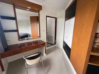ขาย - Witthayu Complex : วิทยุ คอมเพล็กซ์, กรุงเทพ