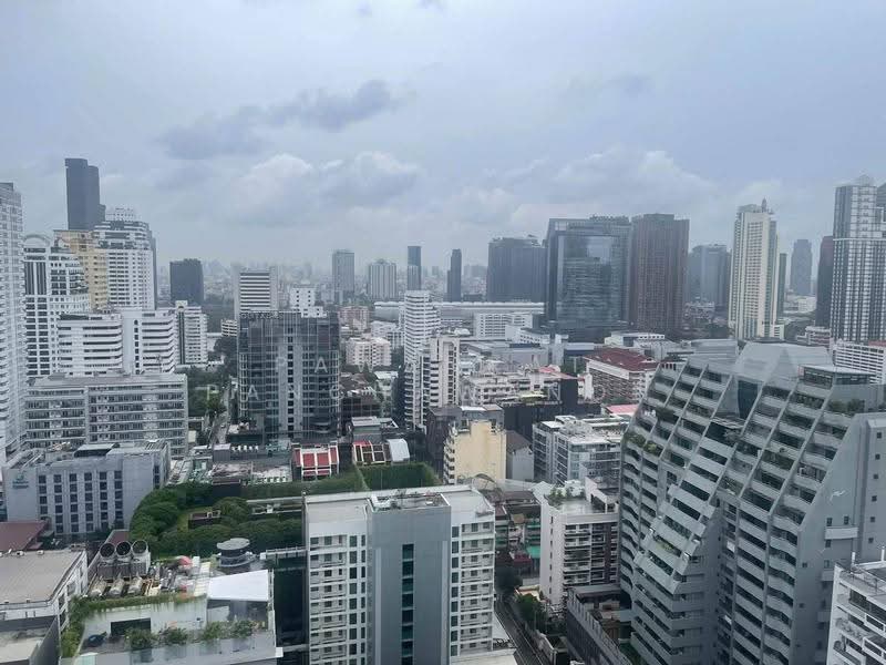 Sukhumvit Suite, Bangkok, 19 Soi Sukhumvit 13, Khlongtoei Nua, Watthana, Bangkok, 2 Bedrooms, 74 sqm, Condo For Rent, by Pawanrat Panchawanon, 500649474 - DDproperty.com