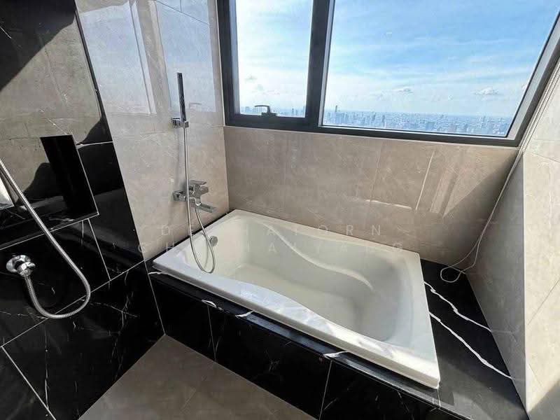 NUE Epic Asoke-Rama 9, Bangkok, Rama 9 Road, Huai Khwang, Bangkok, 3 Bedrooms, 94 sqm, Condo For Rent, by Dechatorn Chichaiyang, 500649589 - DDproperty.com