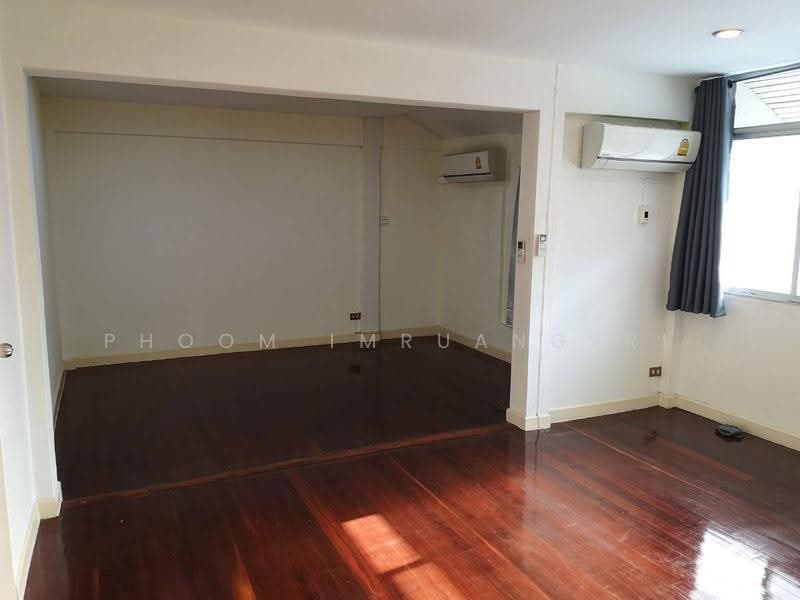 3-BR Townhouse, Bangkok, Khong Tan, Khlong Toei, Bangkok, 3 Bedrooms, 240 sqm, Townhouse For Sale, by Phoom Imruangsri, 500649671 - DDproperty.com