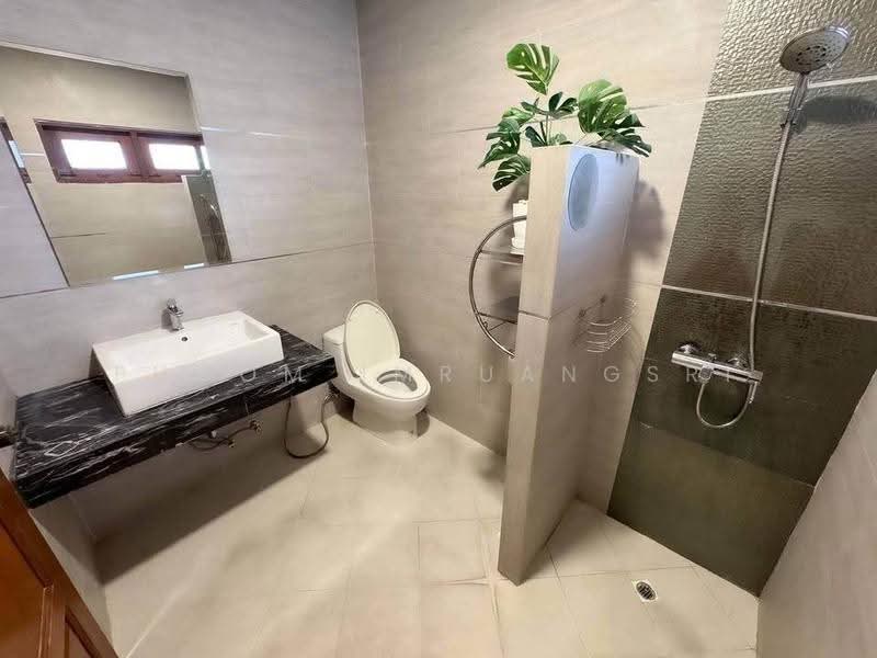 5 BR townhouse, กรุงเทพ, คลองตันเหนือ, วัฒนา, กรุงเทพ, 400 ตร.ม., ทาวน์เฮ้าส์ ให้เช่า, โดย Phoom Imruangsri, 500649680 - DDproperty.com