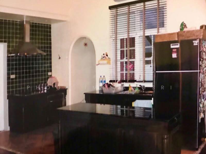 2-BR House, Bangkok, Bang Chak, Phra Khanong, Bangkok, 2 Bedrooms, 235 sqm, Single Detached House For Sale, by Phoom Imruangsri, 500649705 - DDproperty.com