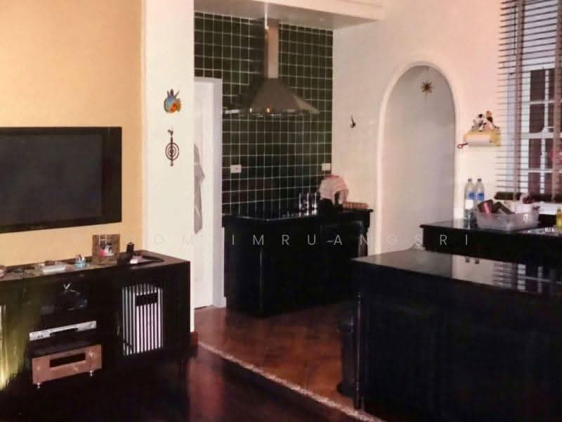 2-BR House, Bangkok, Bang Chak, Phra Khanong, Bangkok, 2 Bedrooms, 235 sqm, Single Detached House For Sale, by Phoom Imruangsri, 500649705 - DDproperty.com