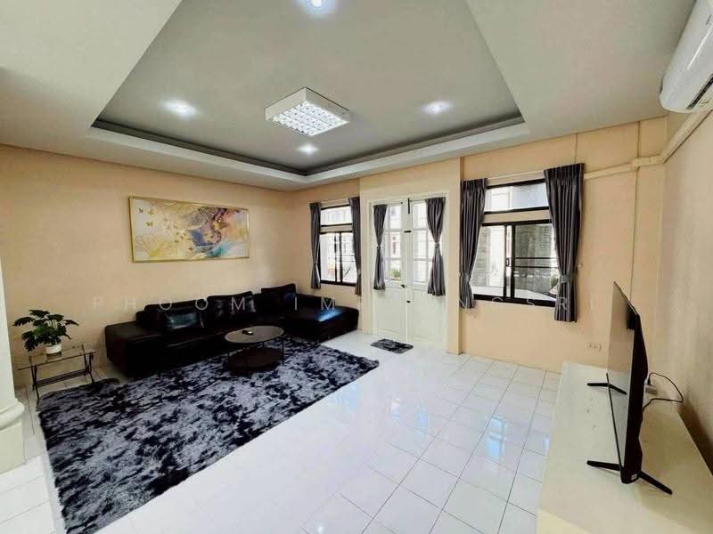 Moo Baan Chicha Castle, Bangkok, Sukhumvit 31, Khlongtoei Nua, Watthana, Bangkok, 4 Bedrooms, 350 sqm, Townhouse For Rent, by Phoom Imruangsri, 500649717 - DDproperty.com