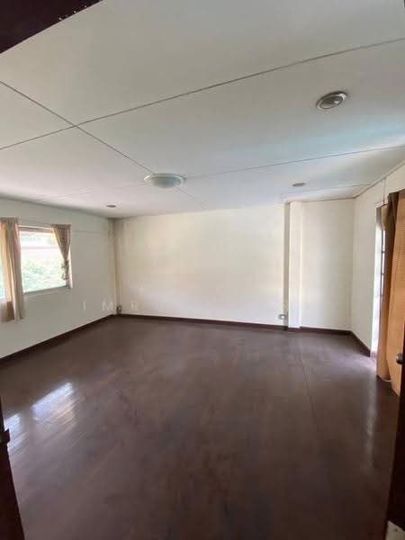 3-BR House, Bangkok, Praborommaharatchawang, Phra Nakhon, Bangkok, 3 Bedrooms, 336 sqm, Single Detached House For Sale, by Phoom Imruangsri, 500649732 - DDproperty.com