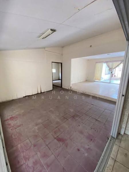 3-BR House, Bangkok, Praborommaharatchawang, Phra Nakhon, Bangkok, 3 Bedrooms, 336 sqm, Single Detached House For Sale, by Phoom Imruangsri, 500649732 - DDproperty.com