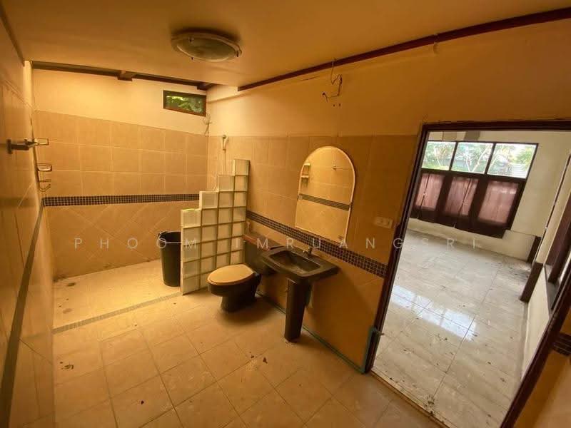 3-BR House, Bangkok, Praborommaharatchawang, Phra Nakhon, Bangkok, 3 Bedrooms, 336 sqm, Single Detached House For Sale, by Phoom Imruangsri, 500649732 - DDproperty.com