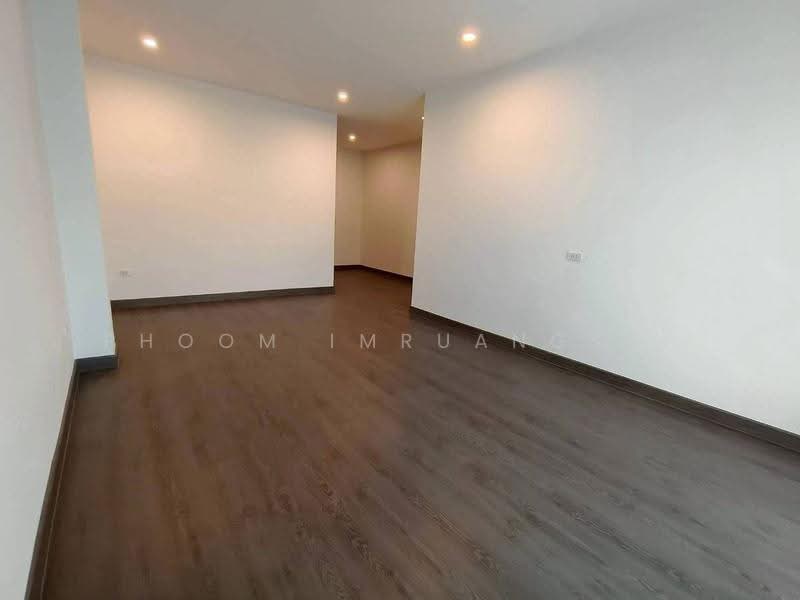 บ้าน 4-ห้องนอน, กรุงเทพ, พระโขนงเหนือ, วัฒนา, กรุงเทพ, 330 ตร.ม., บ้านเดี่ยว ขาย, โดย Phoom Imruangsri, 500649743 - DDproperty.com