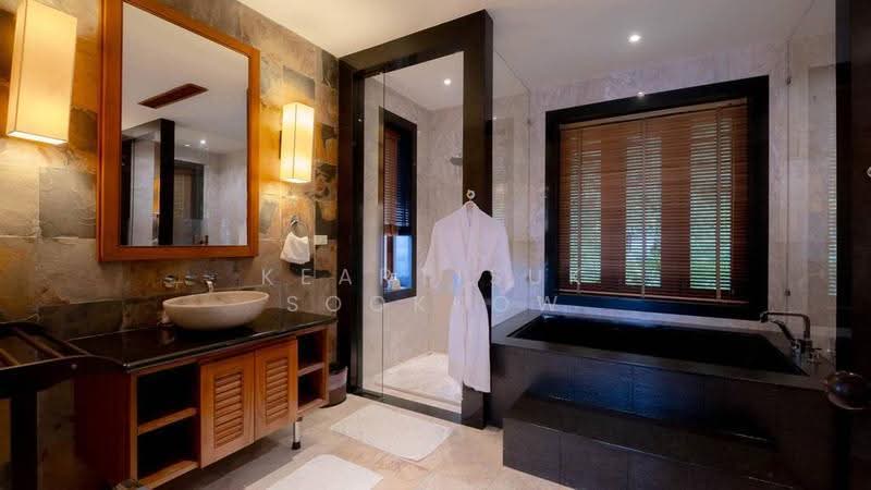 Villa Yang Som, Phuket, Choeng Thale, Thalang, Phuket, 5 Bedrooms, 1,590 sqm, Villa For Sale, by Keartisuk Sookkow, 500649867 - DDproperty.com